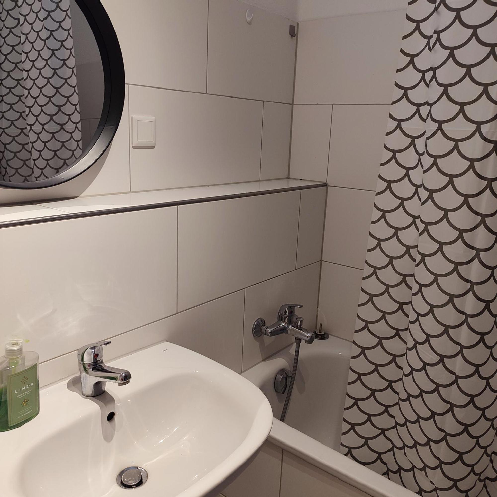 Ferienwohnung Monteurwohnung Messewohnung Duisburg Sued Grenze Duesseldorf 6 Personen Dış mekan fotoğraf